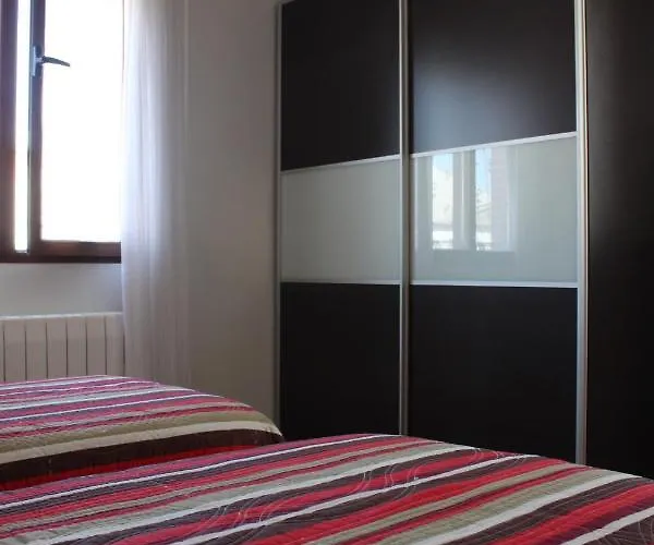 Las Casitas De El Blason 아파트 *